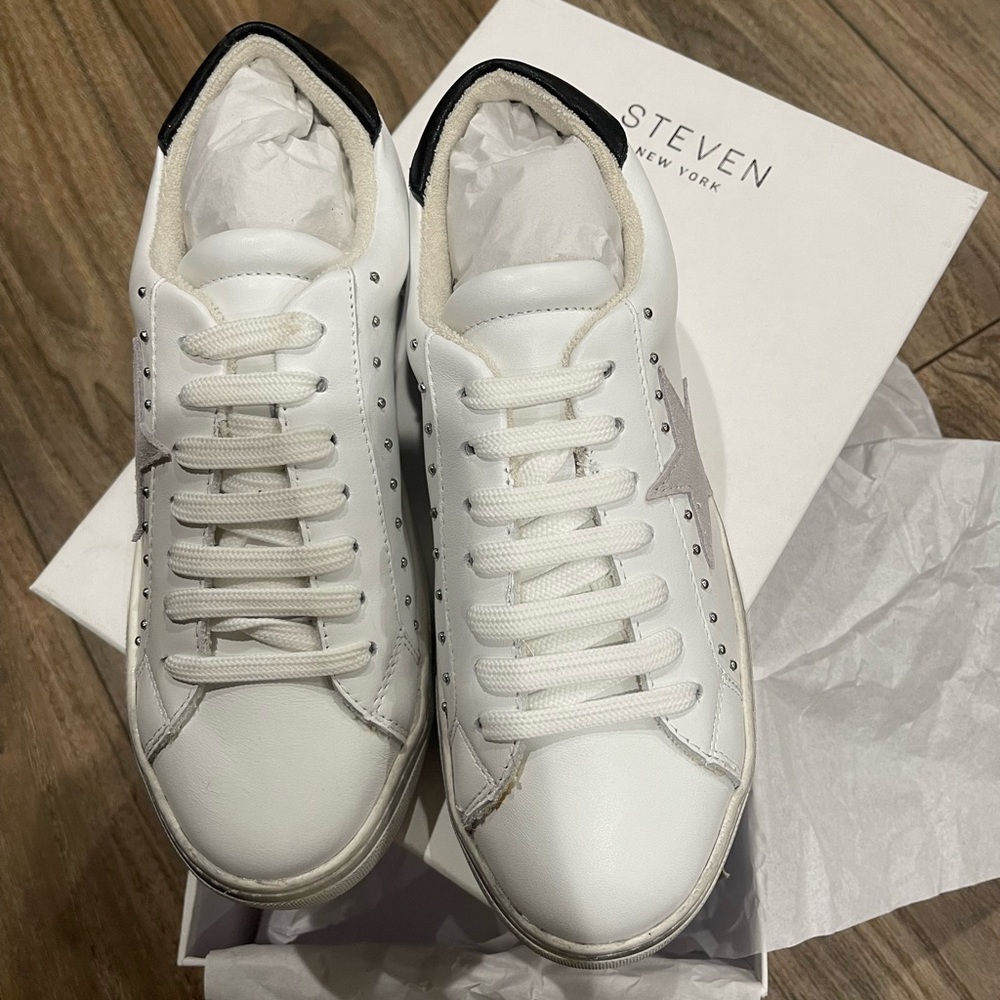 Steven Madden sneakers